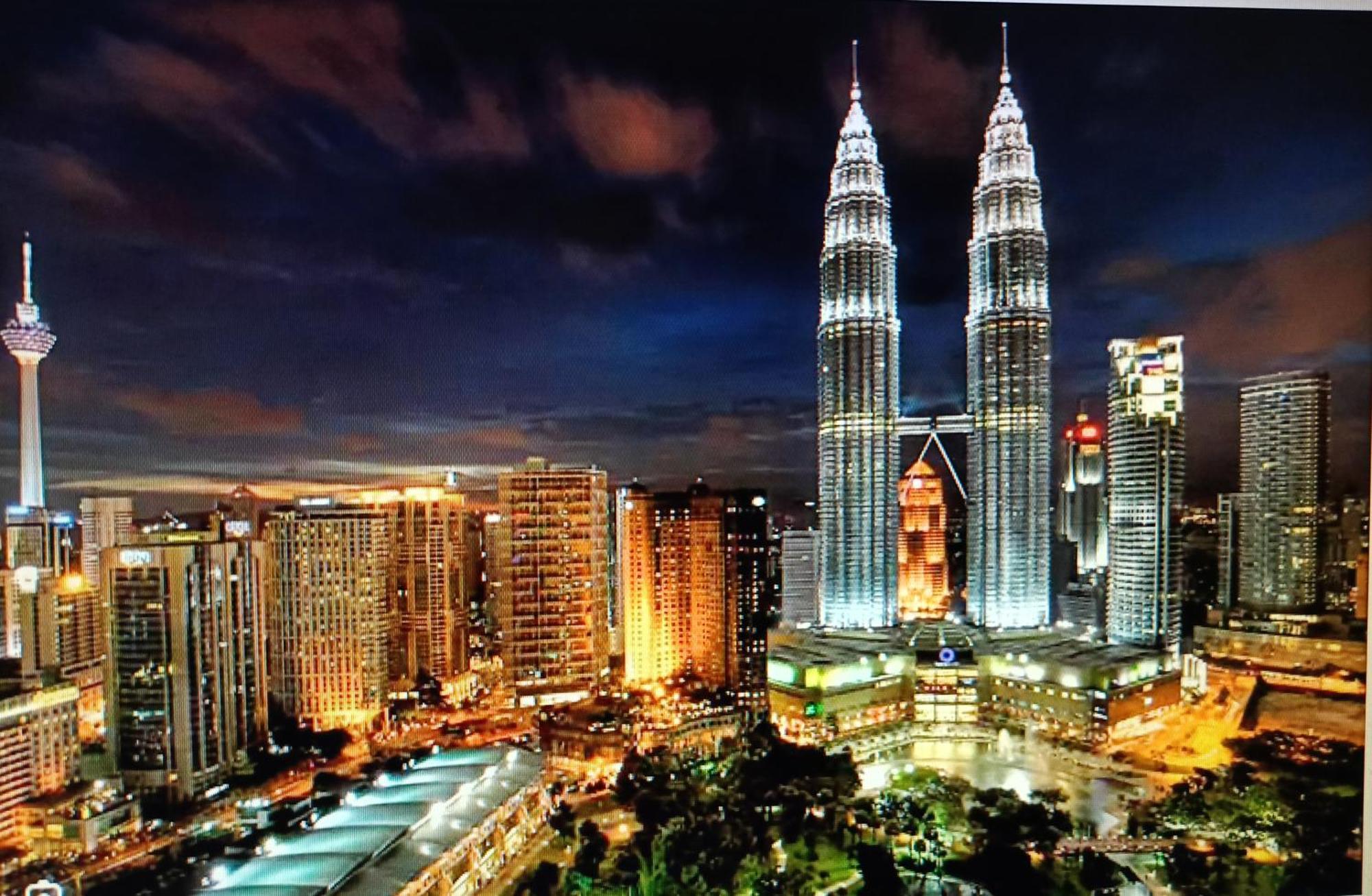Bukitbintang World Service At Times Squre Kulalumpur * Kuala Lumpur